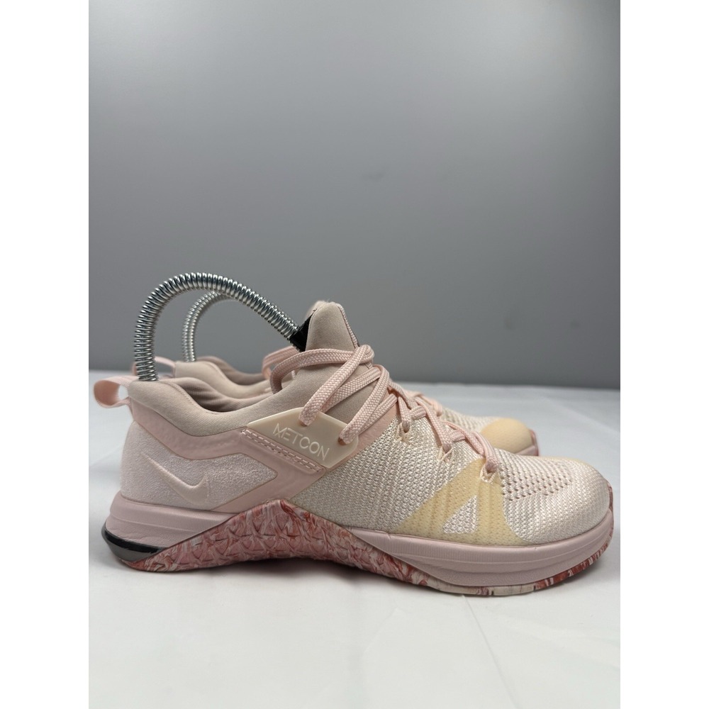 Nike Metcon Flyknit 3 Womens Size 6 Pink Athletic Running Shoes Sneakers